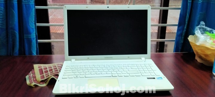 Samsung Laptop